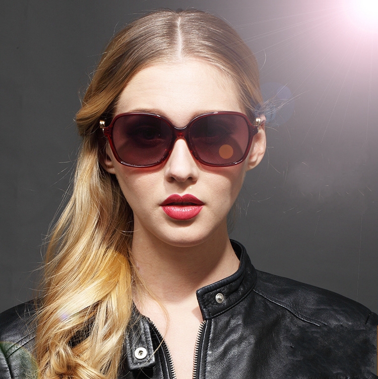 lunettes de soleil dragon femme 4